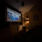 Central Seaside Apartment With Home Cinema